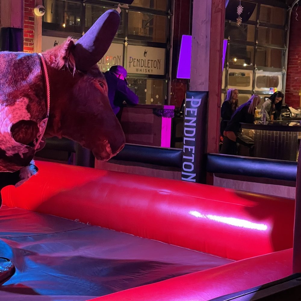 andrew tetz recommends fat woman on mechanical bull pic