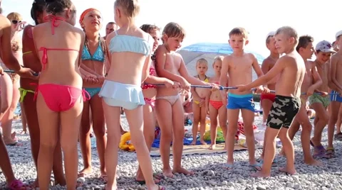 Best of Bikini tug of war