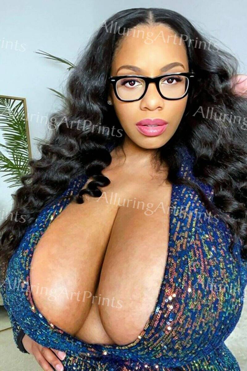 daniel woolcott recommends big boob ebony babes pic