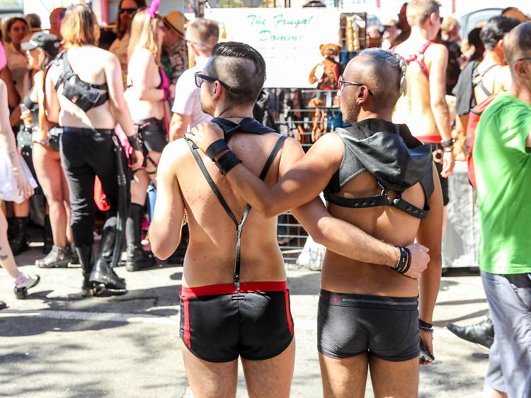 Folsom Street Fair 2016 Videos im pool