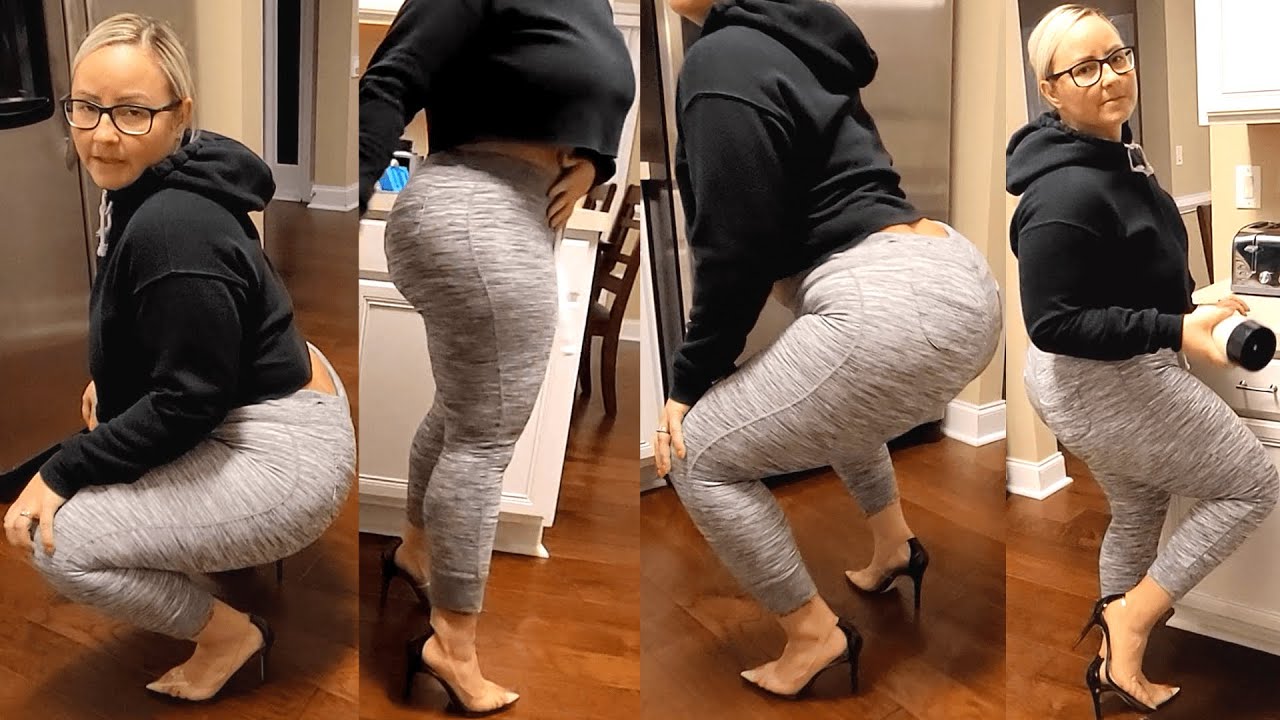 barbara wang recommends phat booty in leggings pic