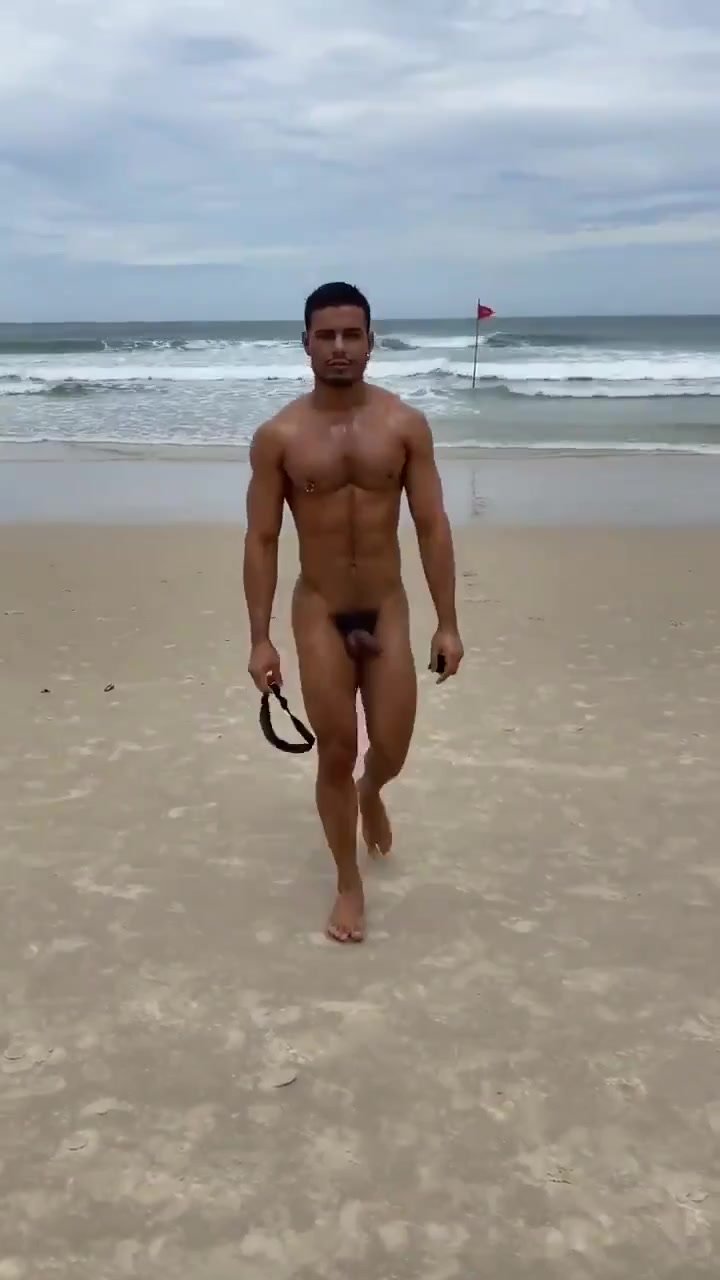 ataa malik add photo black teen running naked on beach porn