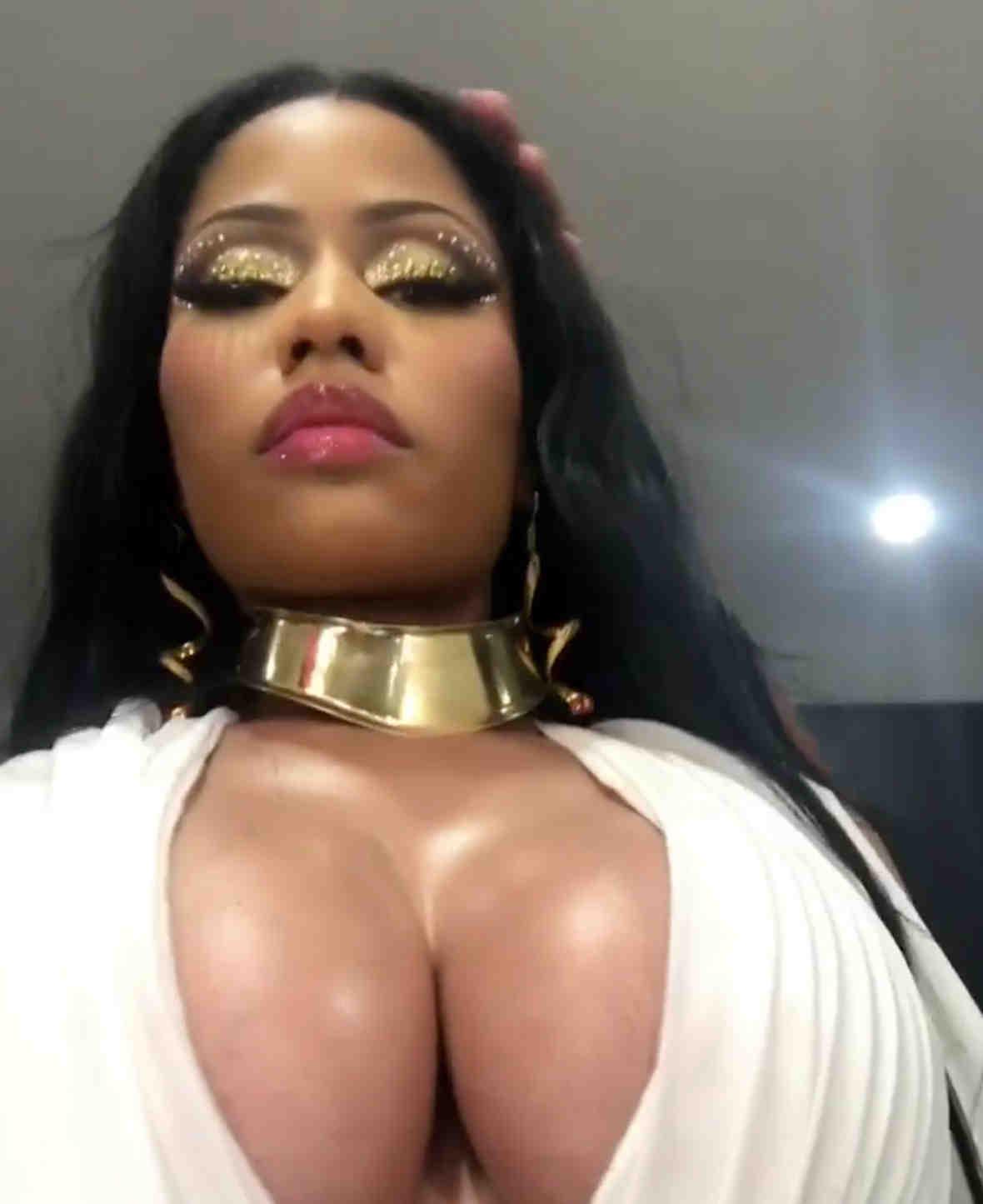 Nicki Minaj Fat Tits maya facial