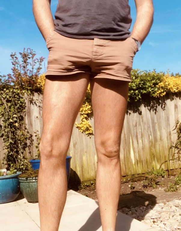 brindusa tudor add photo wearing short shorts in public