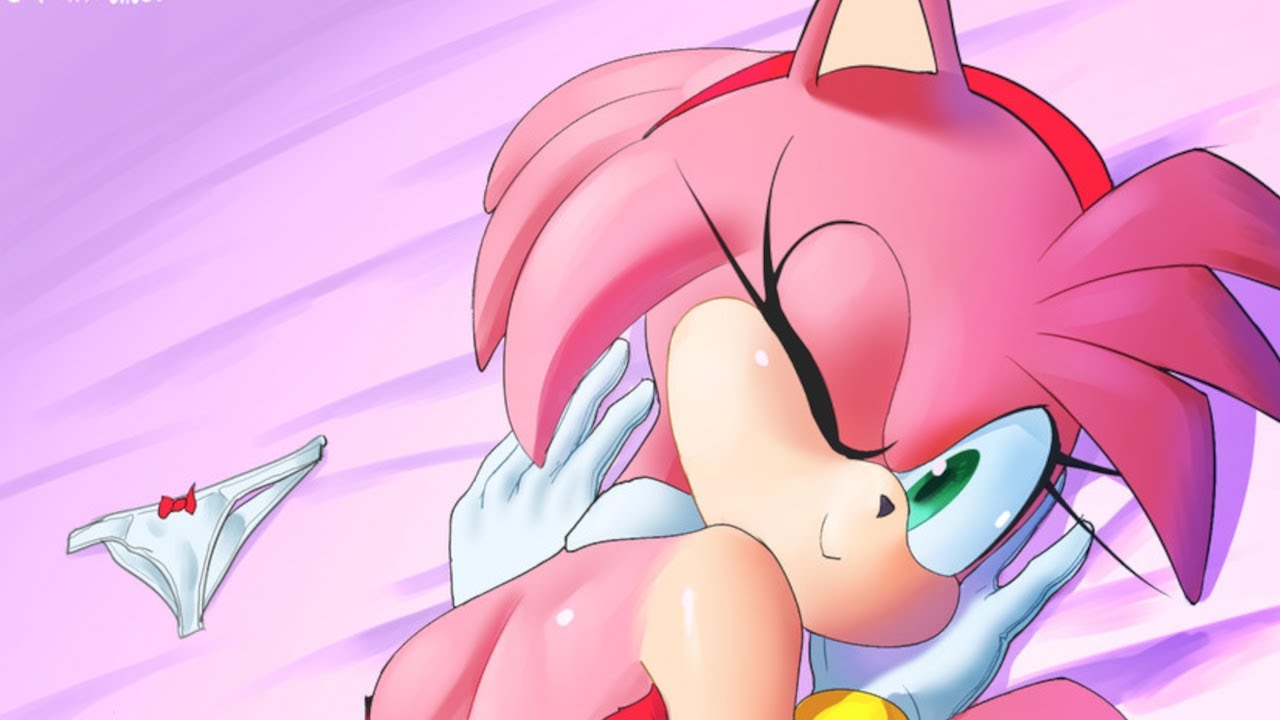ciska grove recommends amy rose panty shot pic
