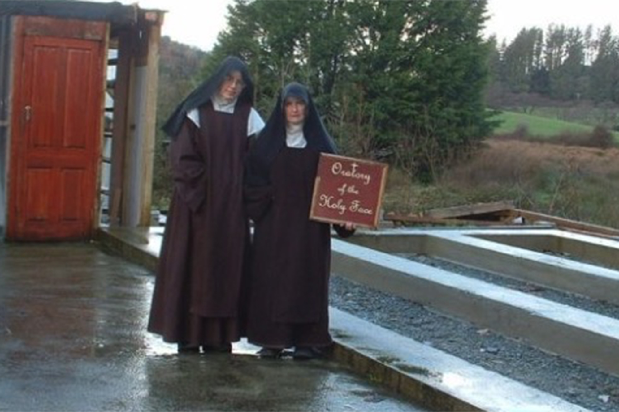 Anne Marie Dressed As A Nun linh video