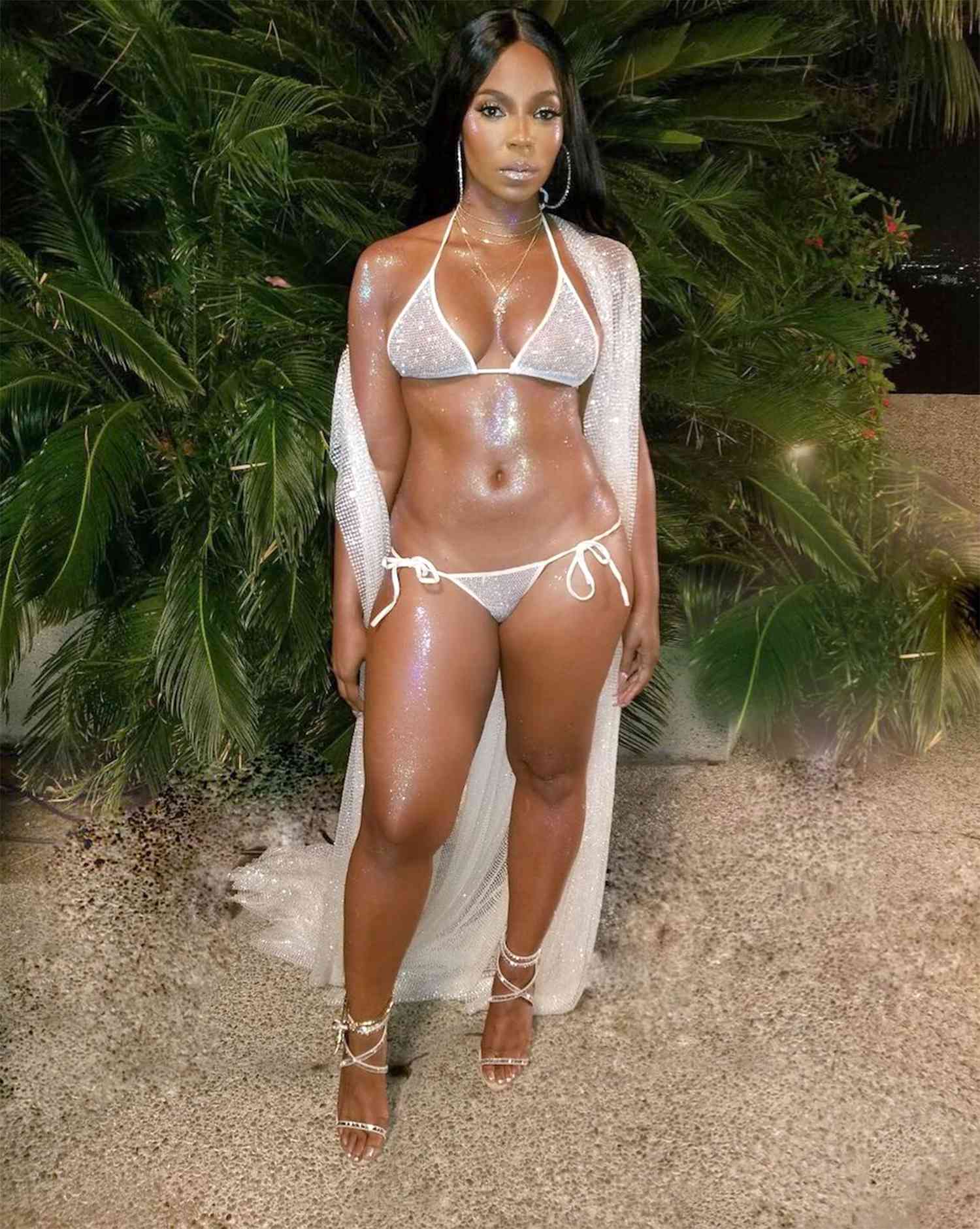 debbie bruton recommends Ashanti In A Thong