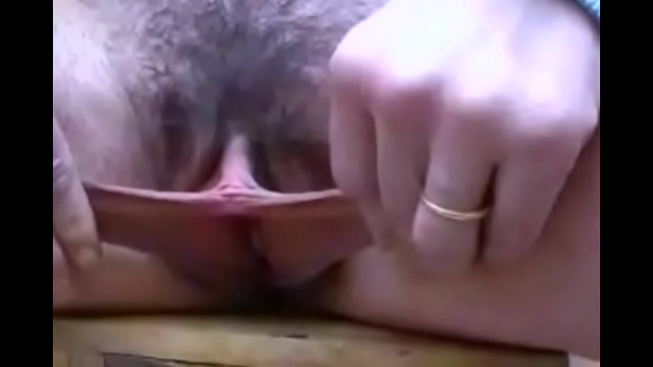 alice m glover recommends Extremely Large Pussy Lips