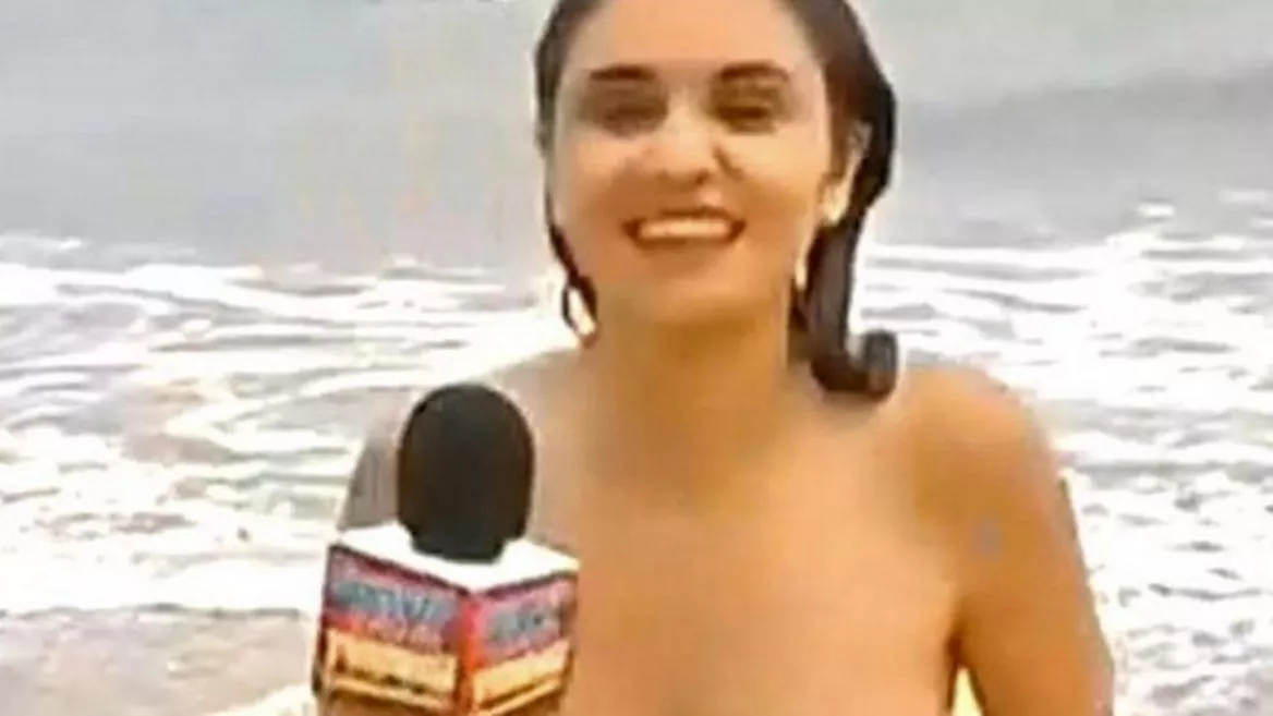becky rahn share woman loses bikini top photos