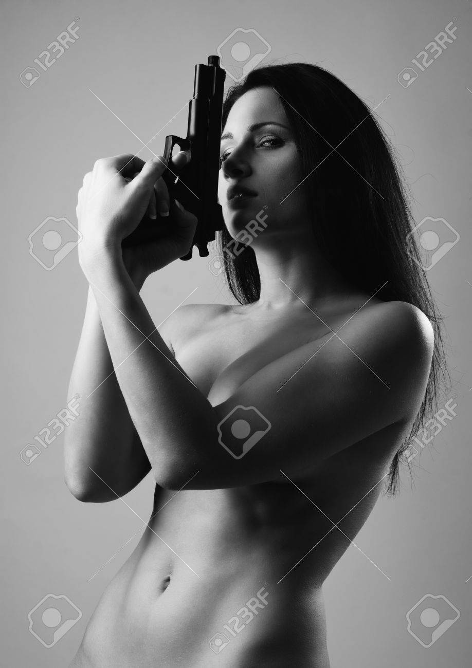 delia chapa add photo nude with a gun