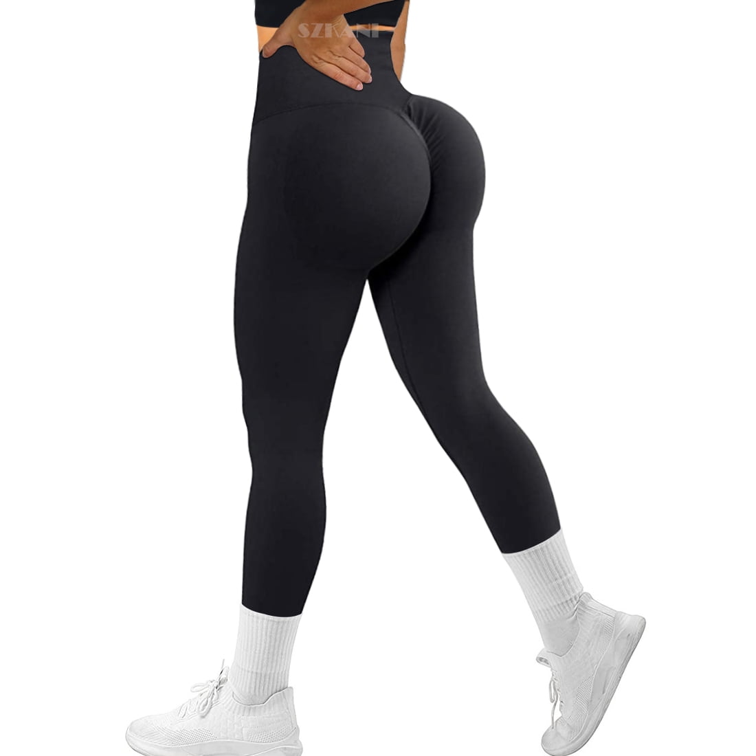 phat booty in leggings