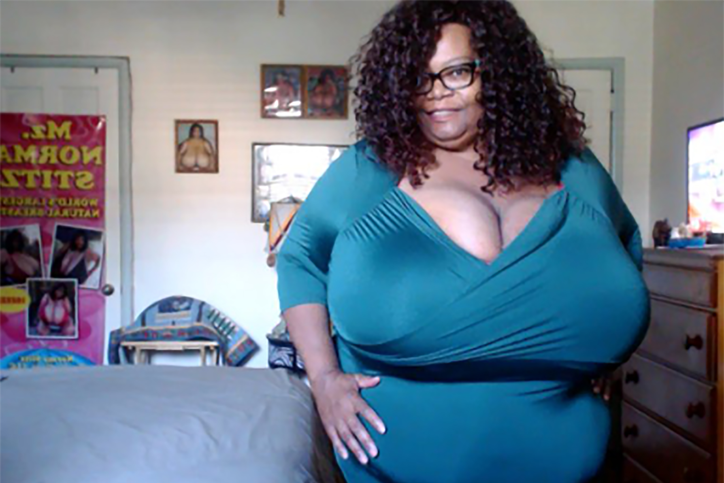 ayu sundari recommends bbw boobs tgp pic