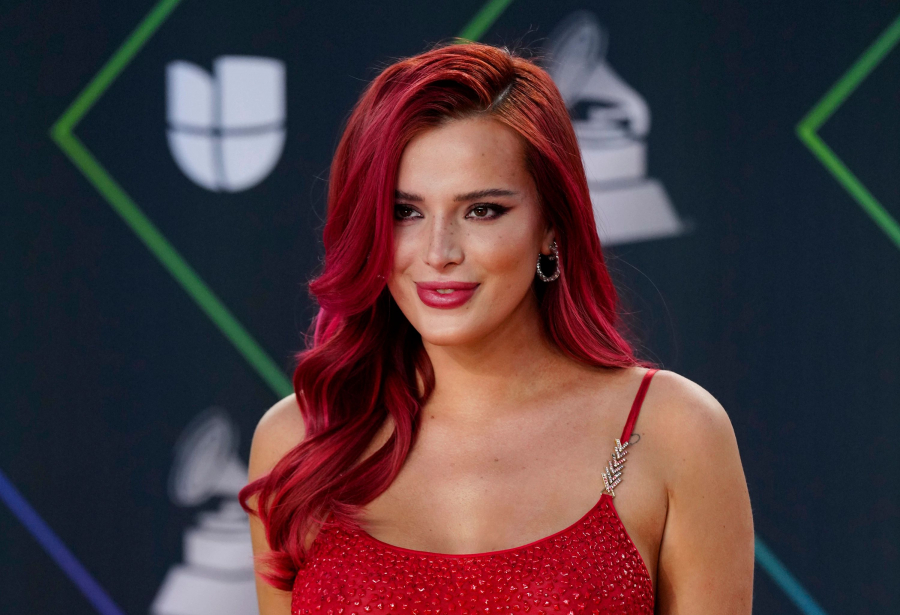 al zaidi share bella thorne cum photos