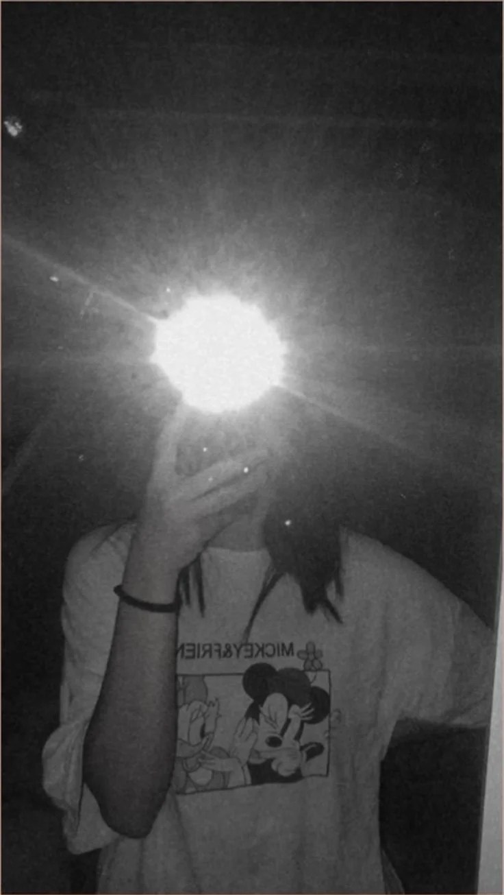 ben lokey add black and white mirror selfie with flash photo