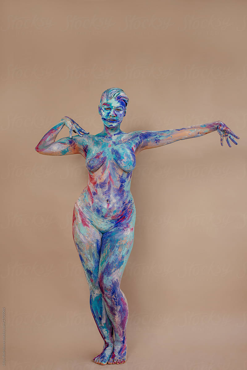 adebanjo abayomi recommends Body Painting Naked Ladies