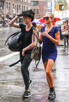 david sturzenegger recommends braless in the rain pic