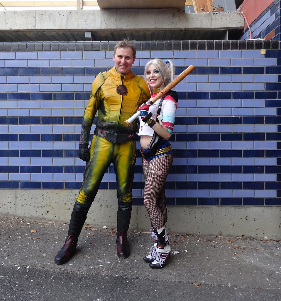 amelia sauter recommends Harley Quinn Cosplay Flash