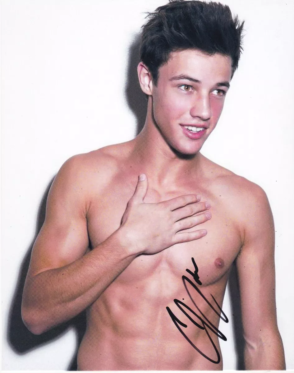 casey breslin recommends Cameron Dallas Nude Pics