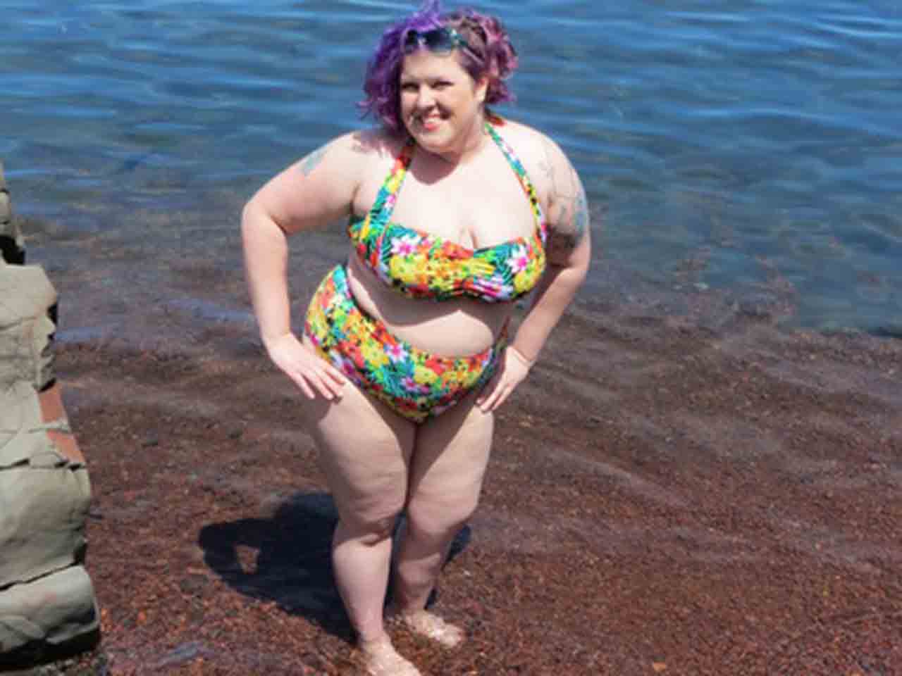 carolyn arellano recommends chubby women bikinis pic