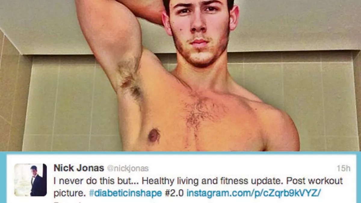 chris lollar recommends Nick Jonas Half Naked