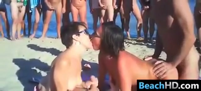 charlotte moton share free porn sex on a crowded public beach photos