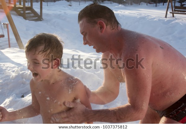 cashon recommends Dad And Son Nudist