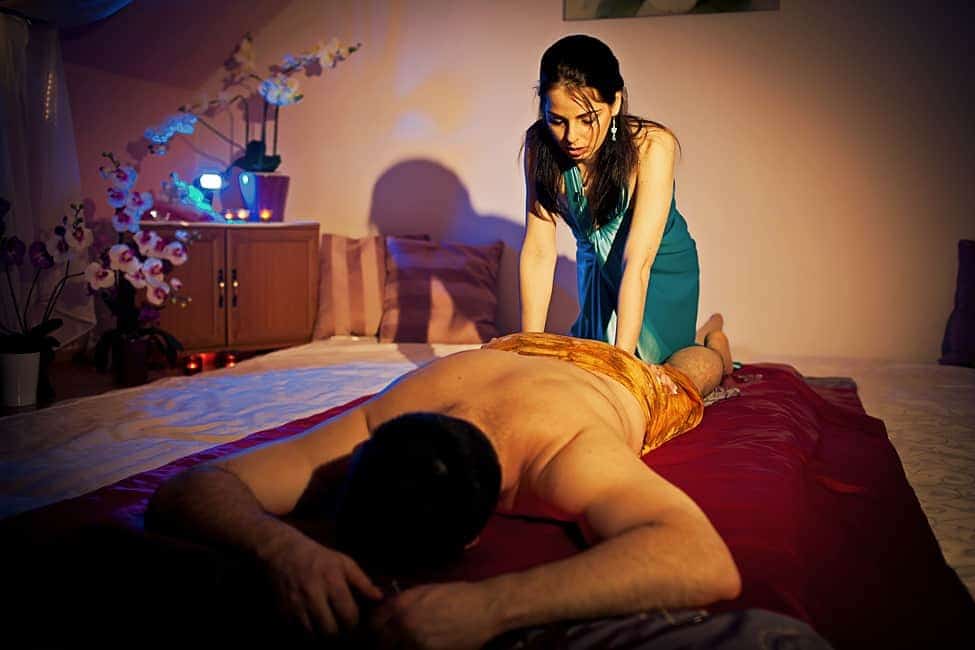 barbara poole recommends Male Female Naturist Massage