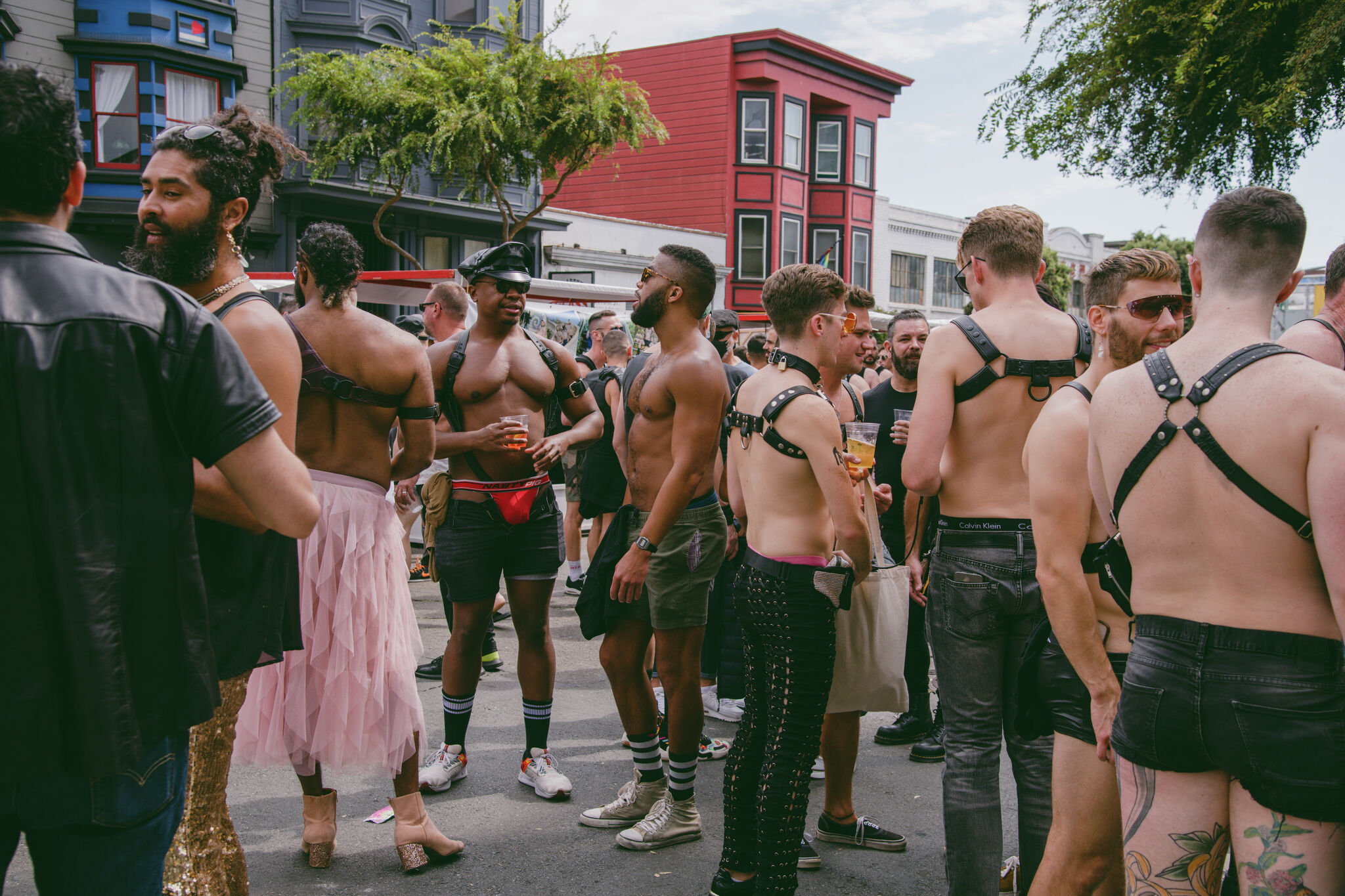 barbara rotovnik recommends dore alley sf pic