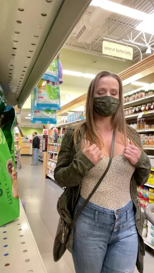 Women Caught Flashing In Walmart anders hamburg