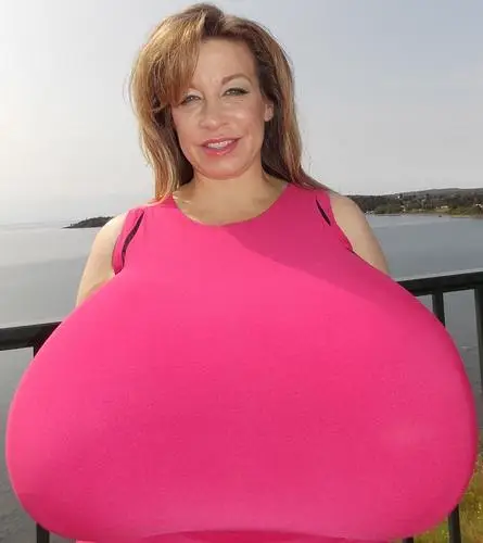 amusa ayodele recommends www chelsea charms com pic