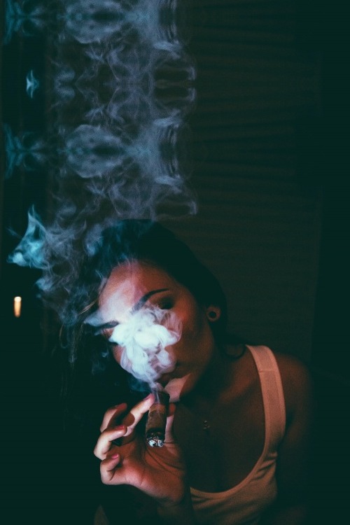 Girl Smoking Weed Tumblr send nudes