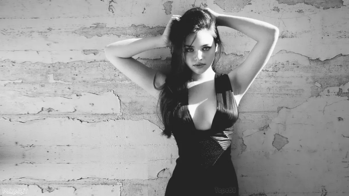 dave linne recommends India Eisley Hot
