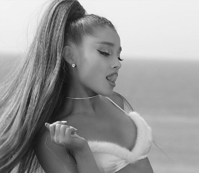 angie gaiser recommends ariana grande nude selfie pic