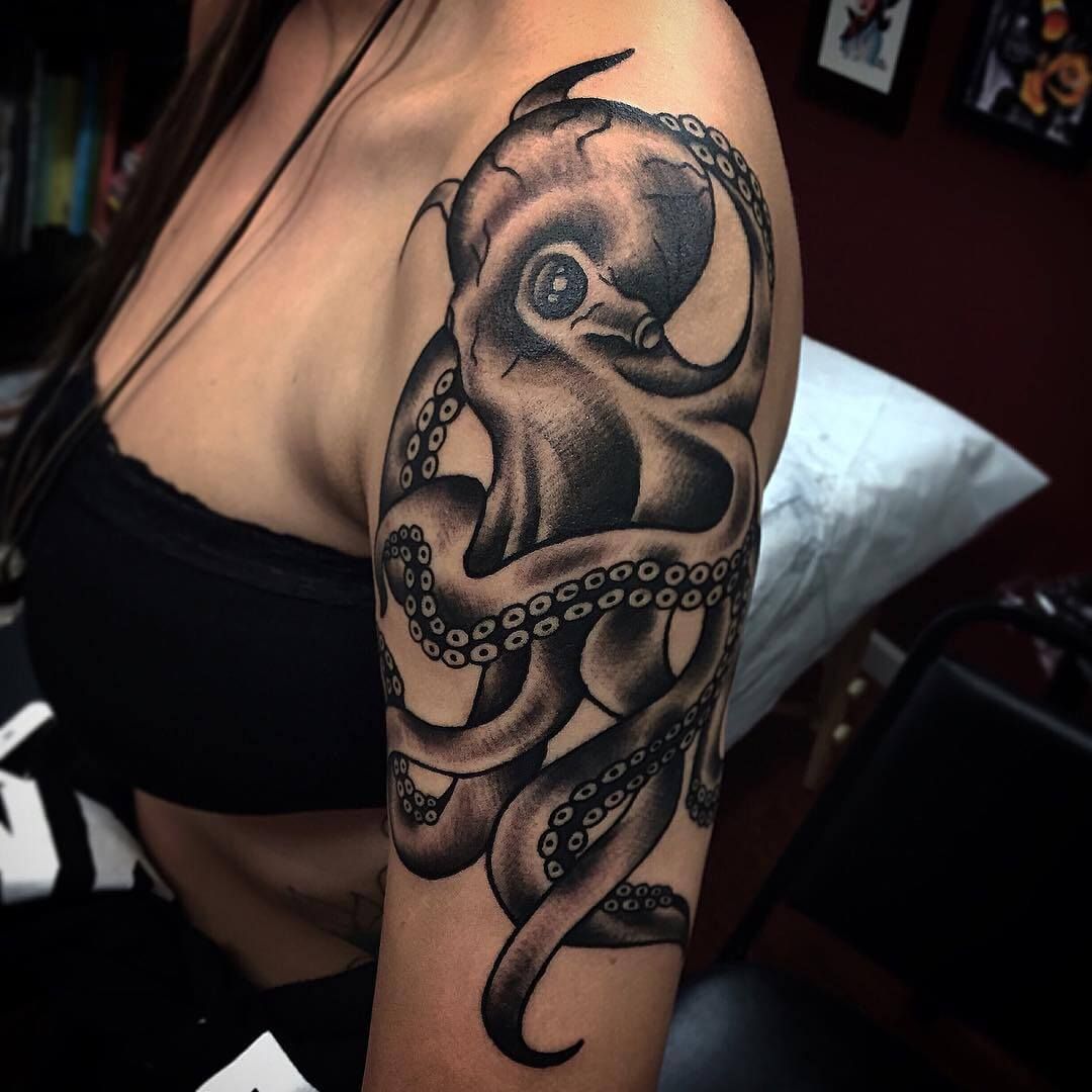 Best of Girl with the octopus tattoo