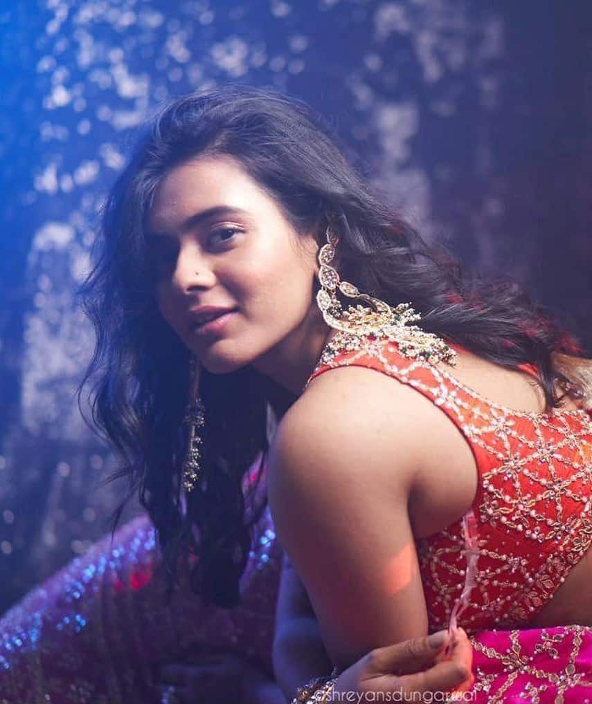 bill court recommends Hebah Patel Hot