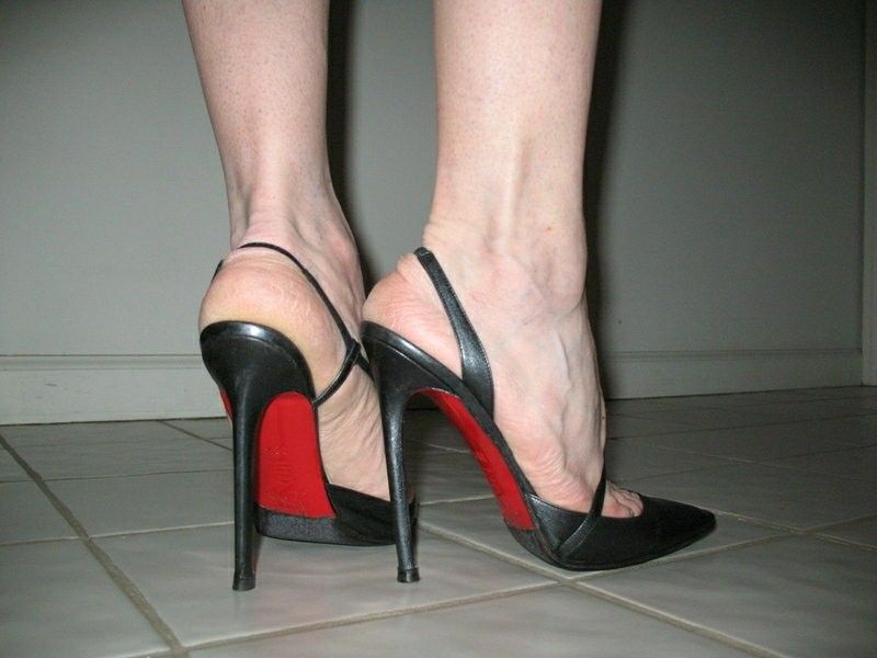 chuck boggess recommends High Heels Toe Cleavage