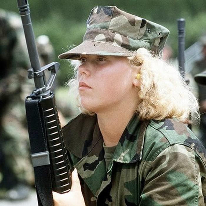 claire hodgkinson recommends hot military women pic