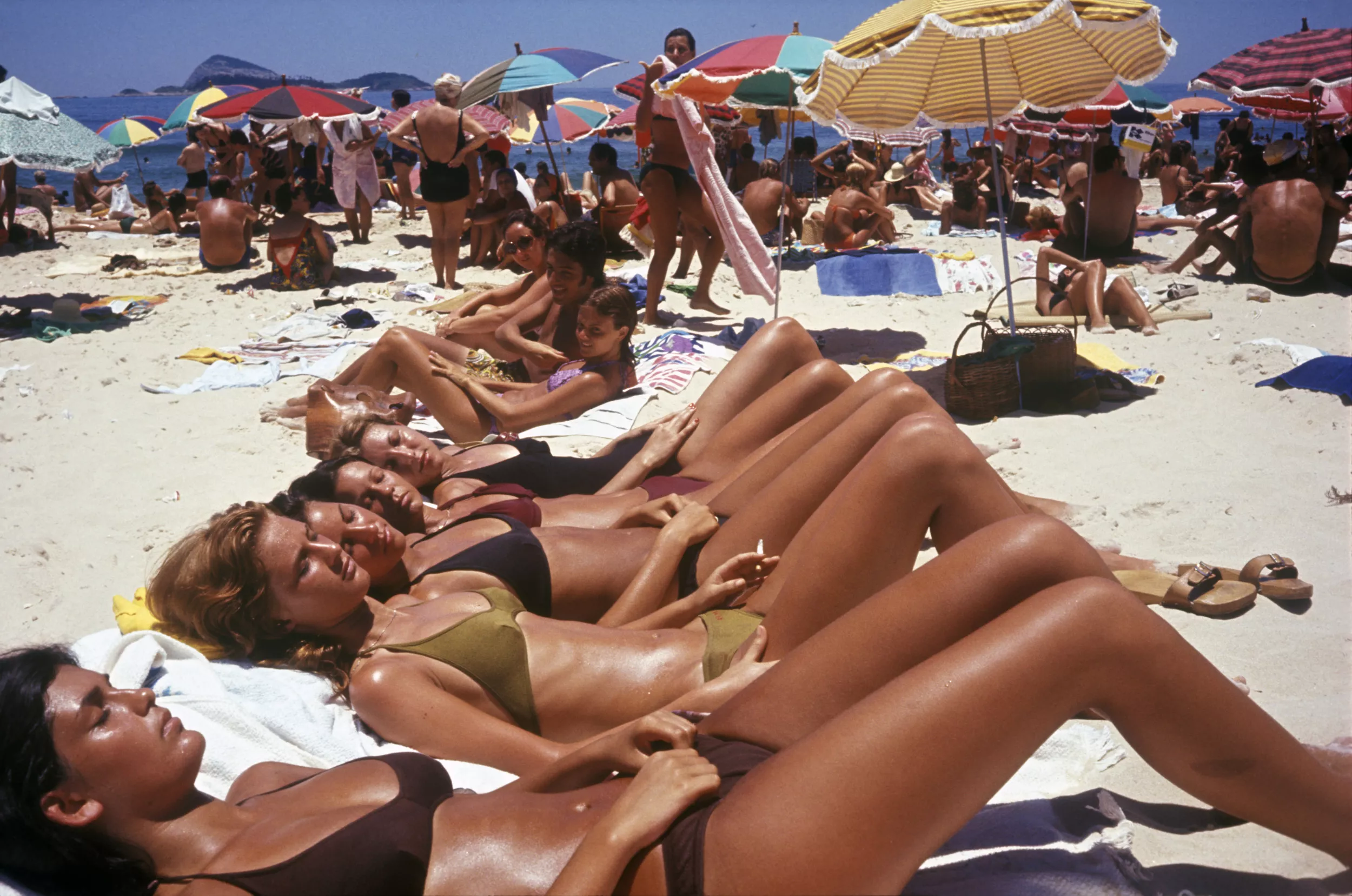chamara wijetunga share images of bikinis on the beach photos