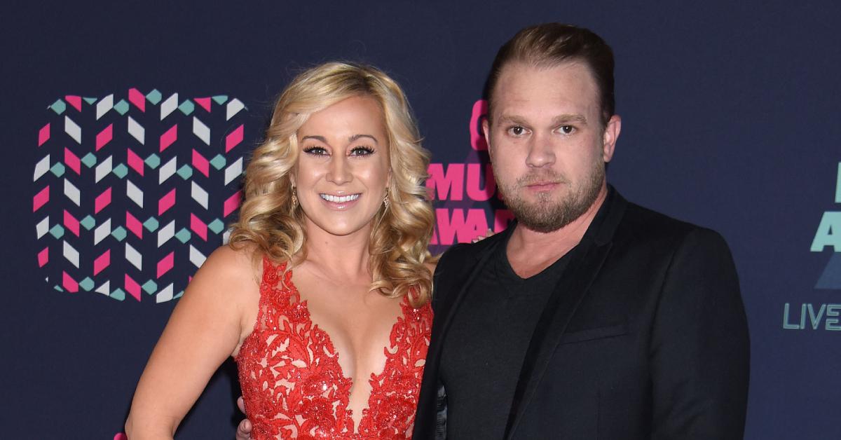 brock sisson recommends Kelly Pickler Fake Nude