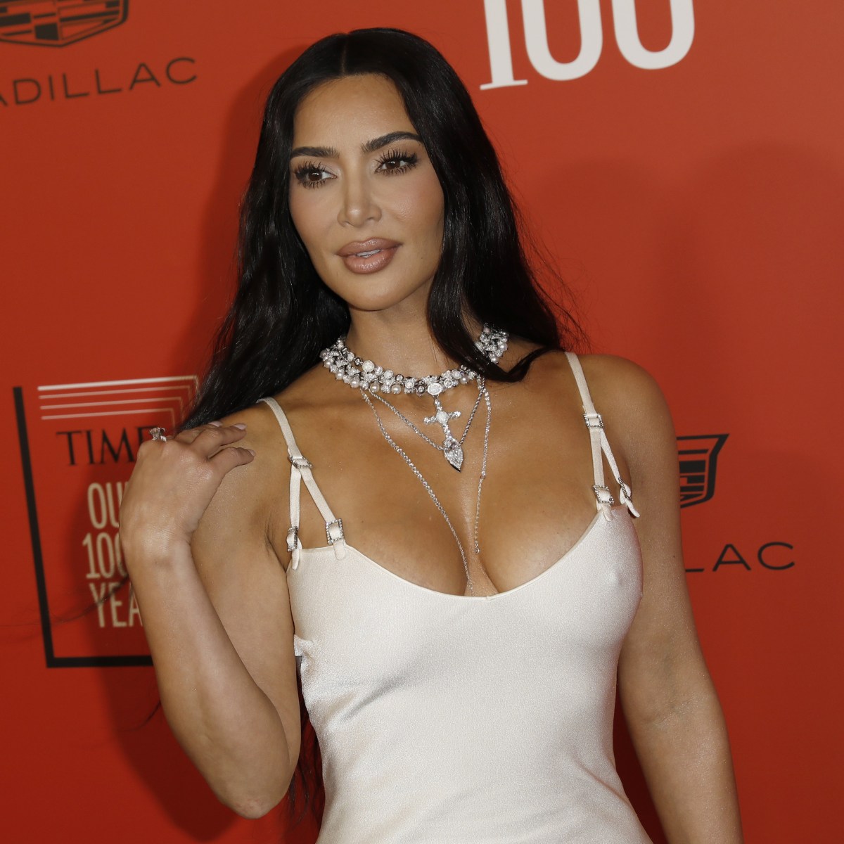 burcu guler recommends Kim Kardashian Swallowing Cum