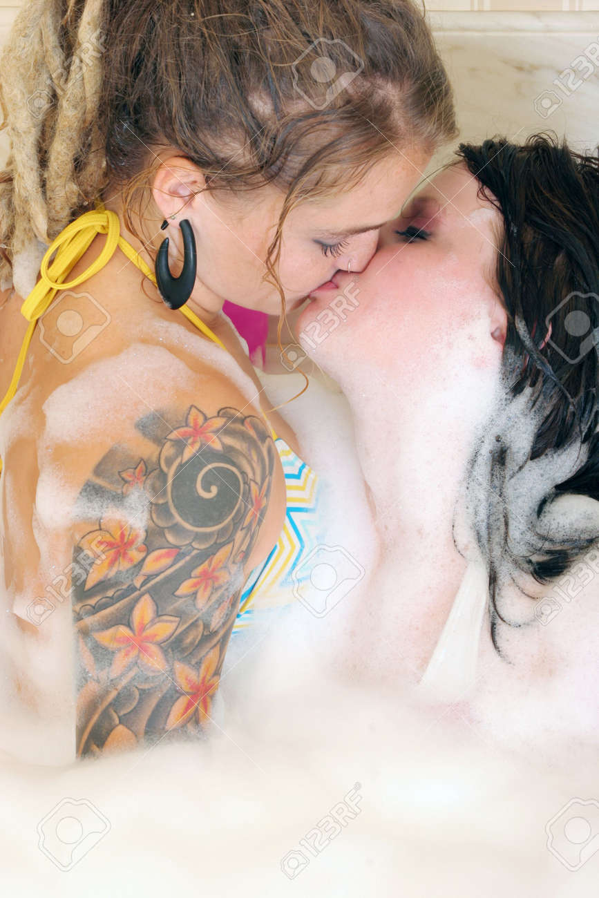 cat cook recommends lesbians kissing in bathtub pic