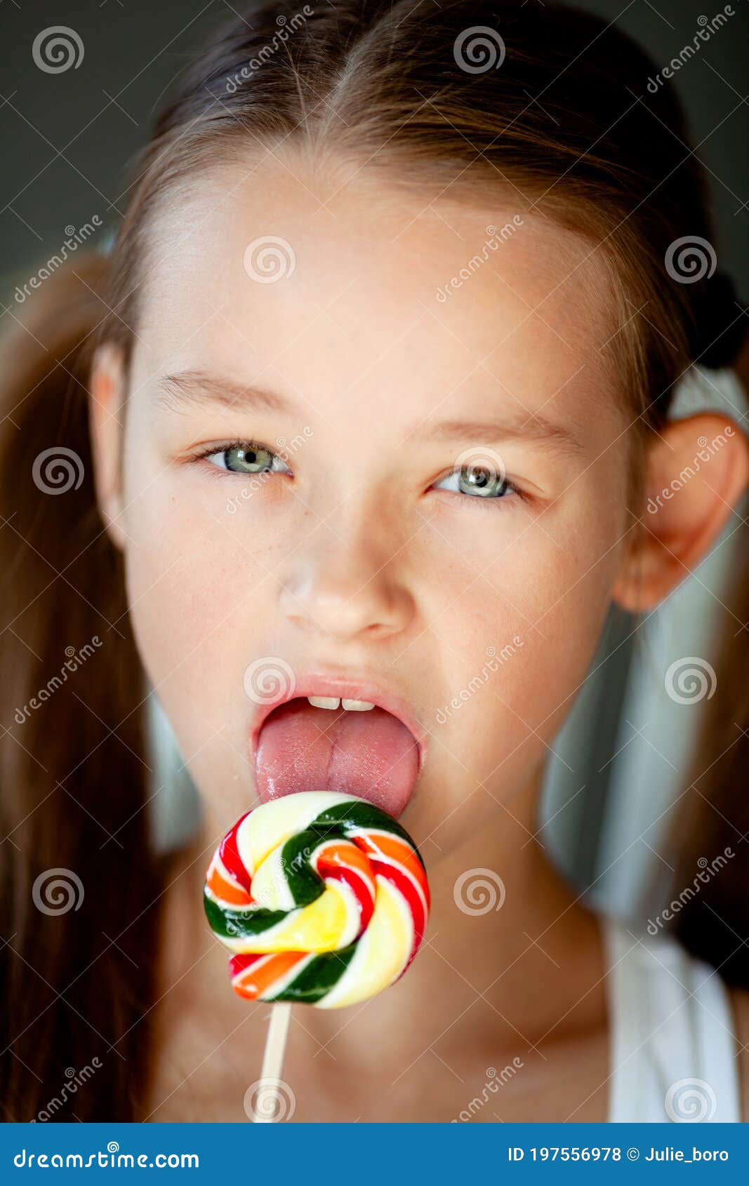 aaron guess recommends licking a lollipop pic