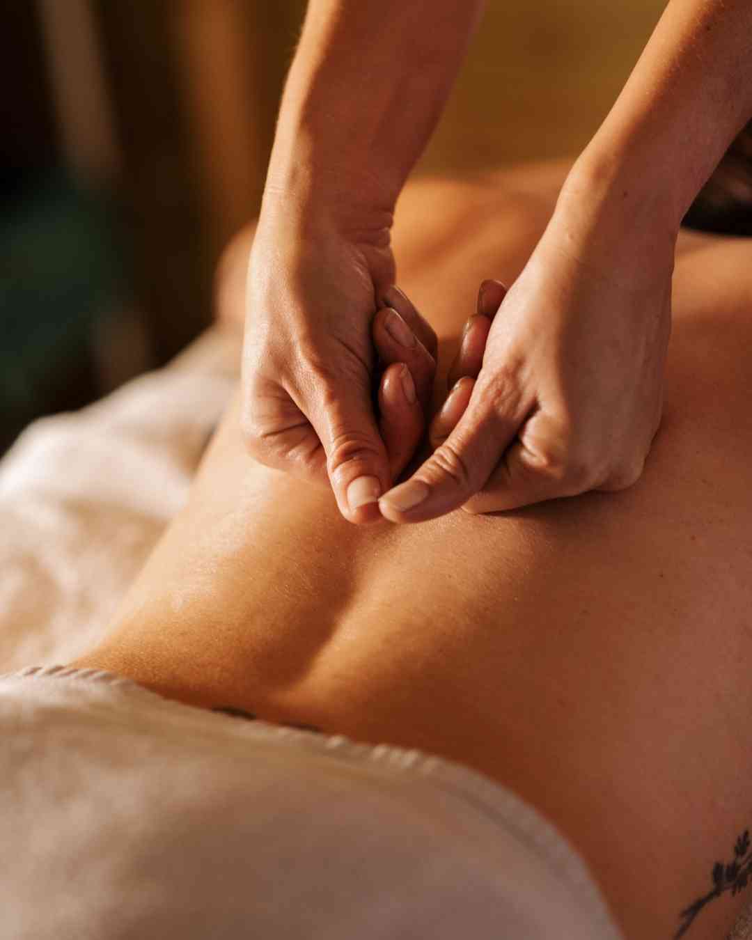 diky dm add photo male female naturist massage