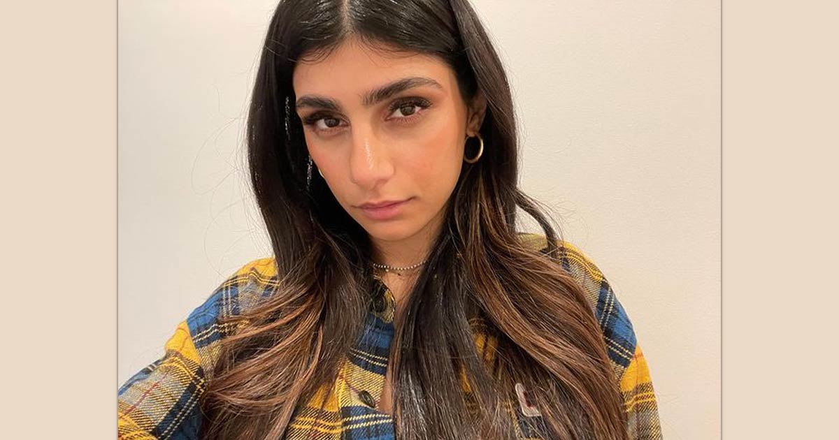 devan simpson recommends mia khalifa coming to dinner pic