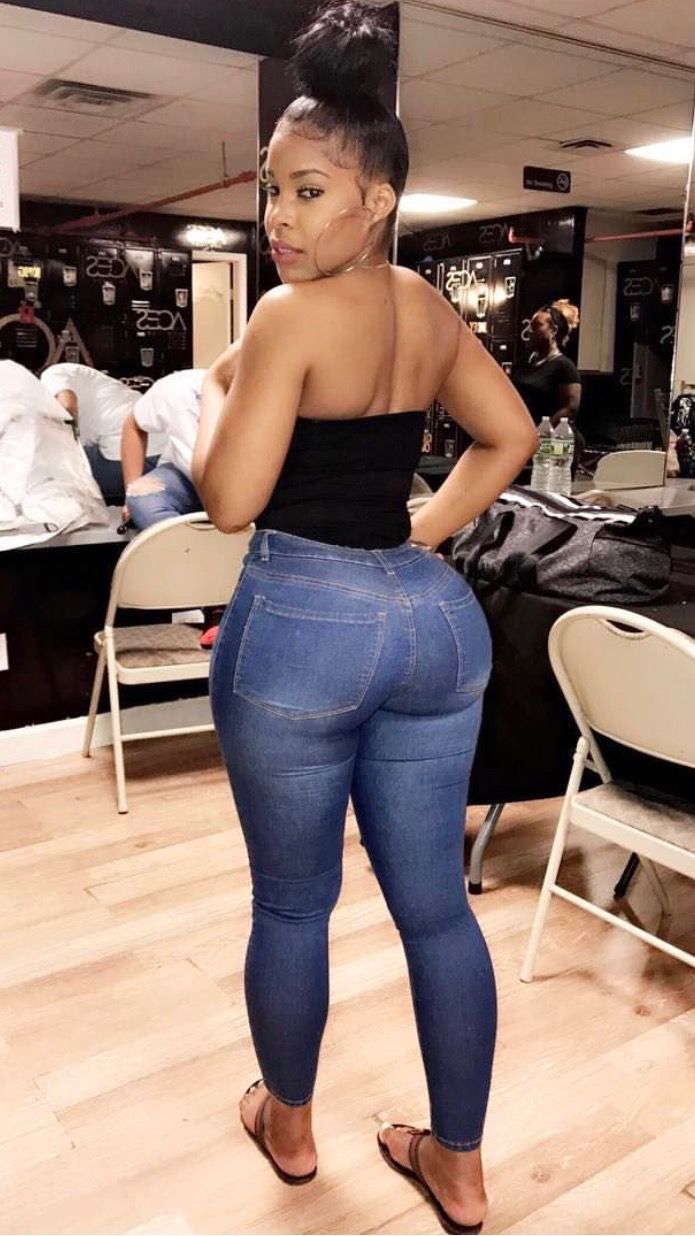 dillon murphy recommends milf ass in jeans pic