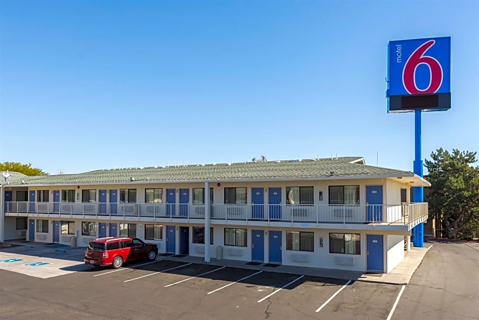 ahmad zamzuri add photo motel 6 reno nevada