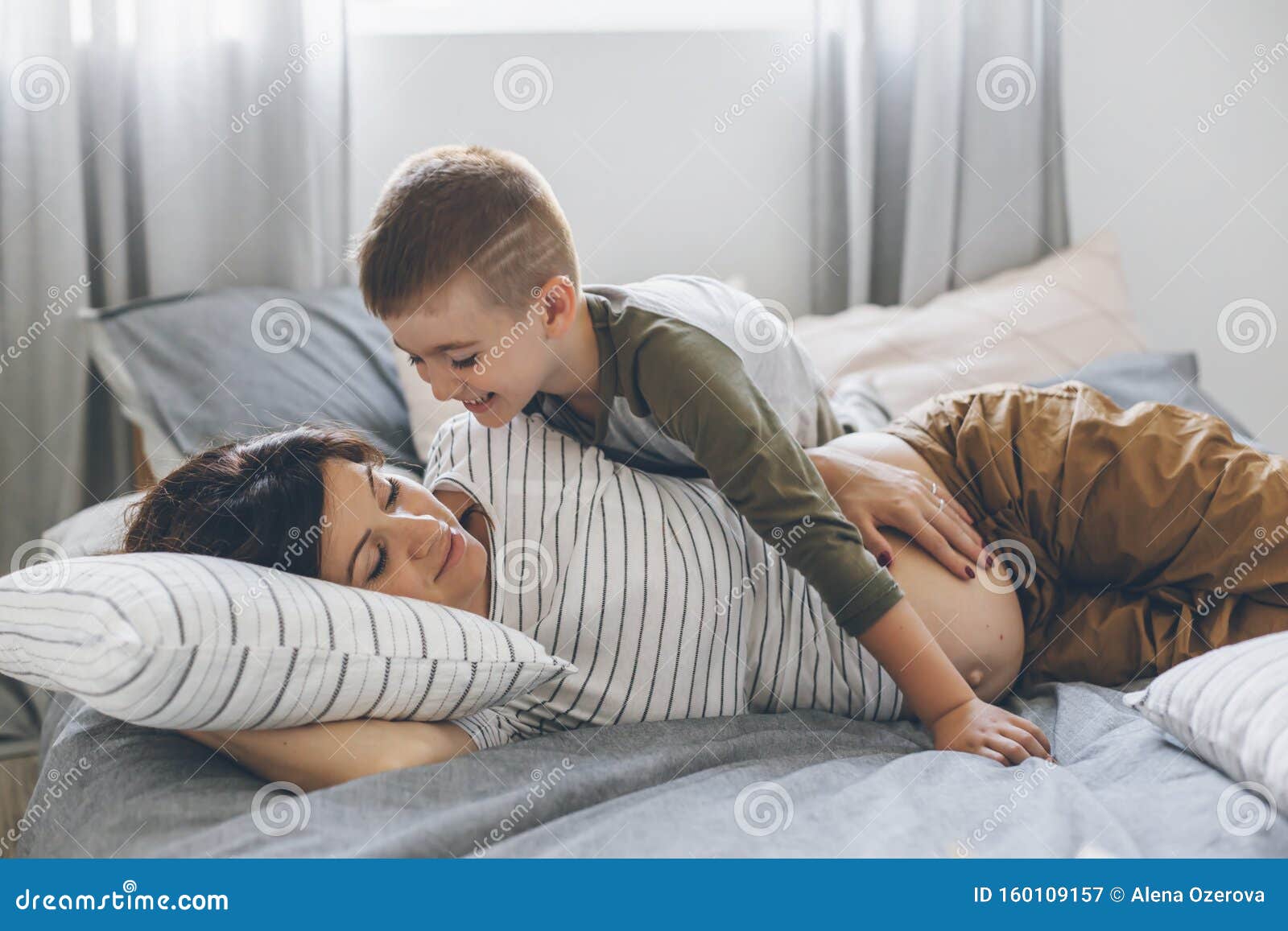 cally jean slabaugh share mother and son share bed photos