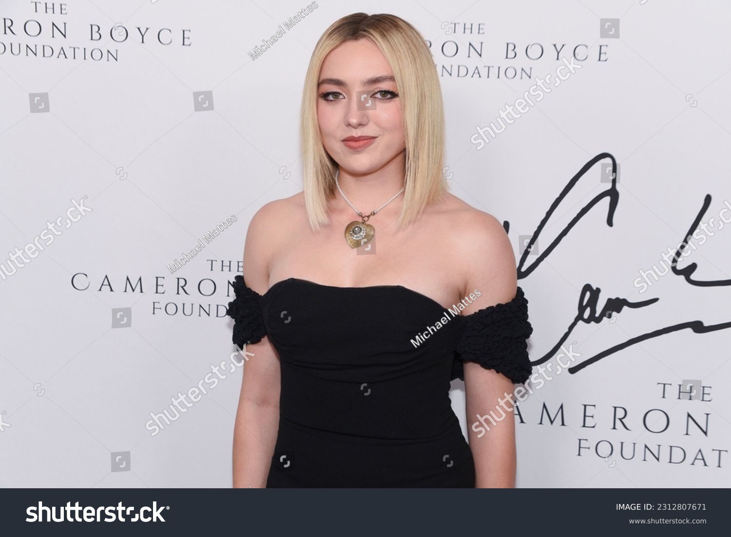 archie zoe recommends Peyton List Hot