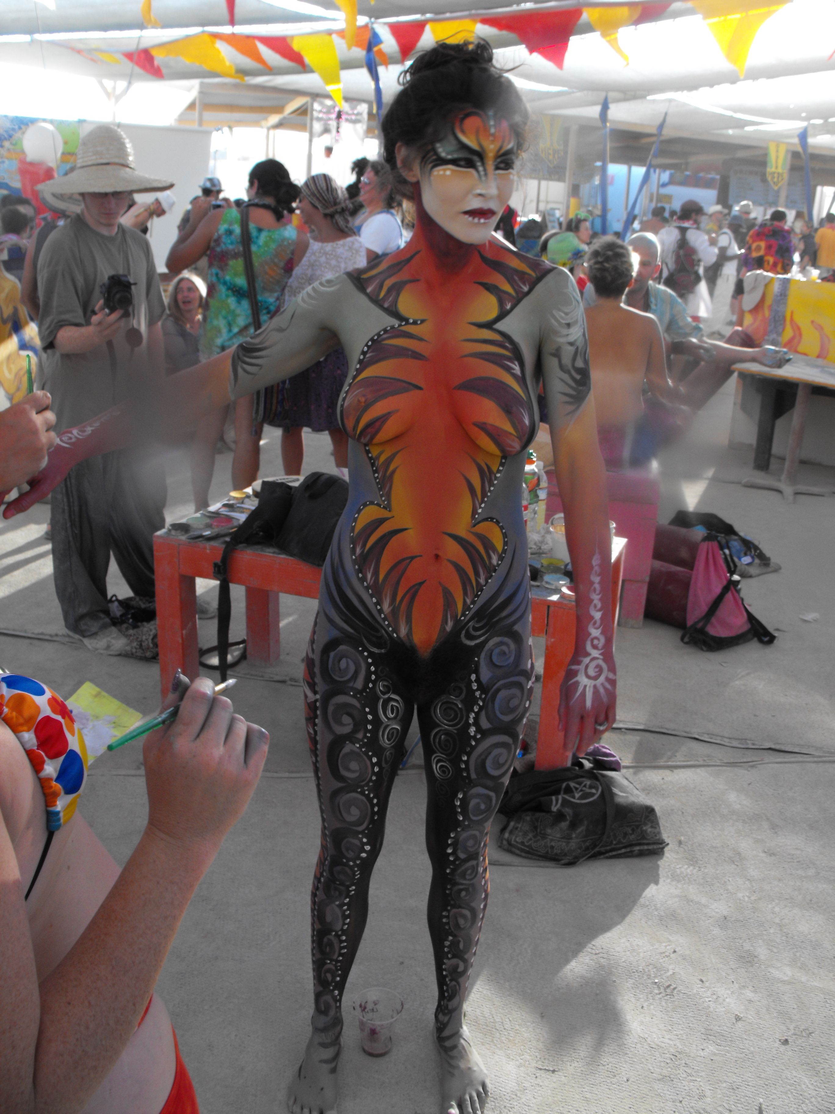 austin port recommends pictures of body painting at the burning man festival pic