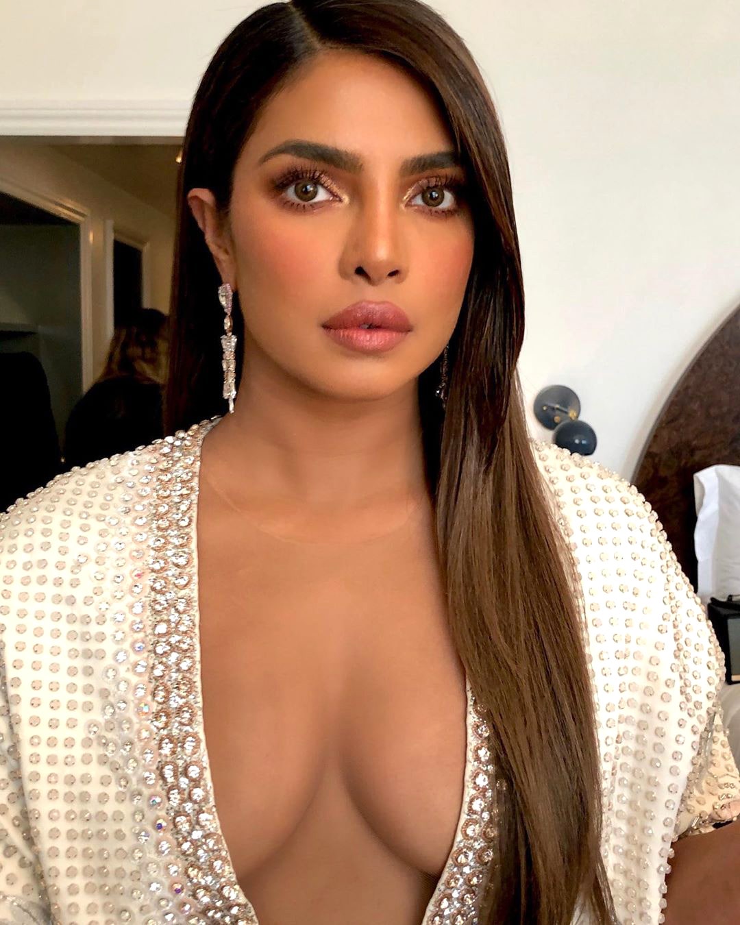 Priyanka Chopra Nude Sex office boobs